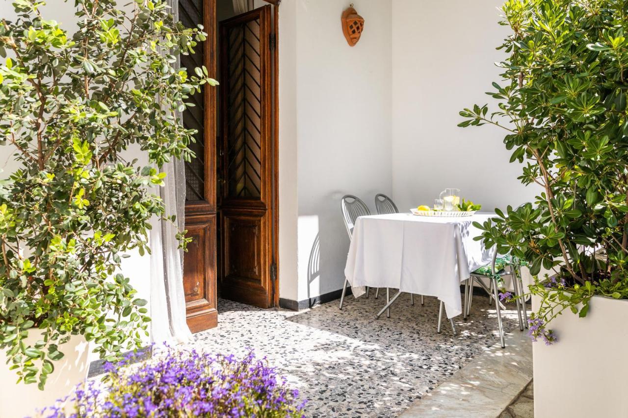 Marina Apartment San Bartolomeo Al Mare Luaran gambar