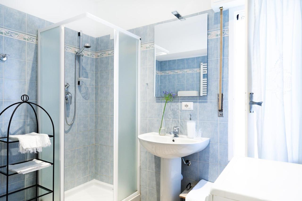 Marina Apartment San Bartolomeo Al Mare Luaran gambar